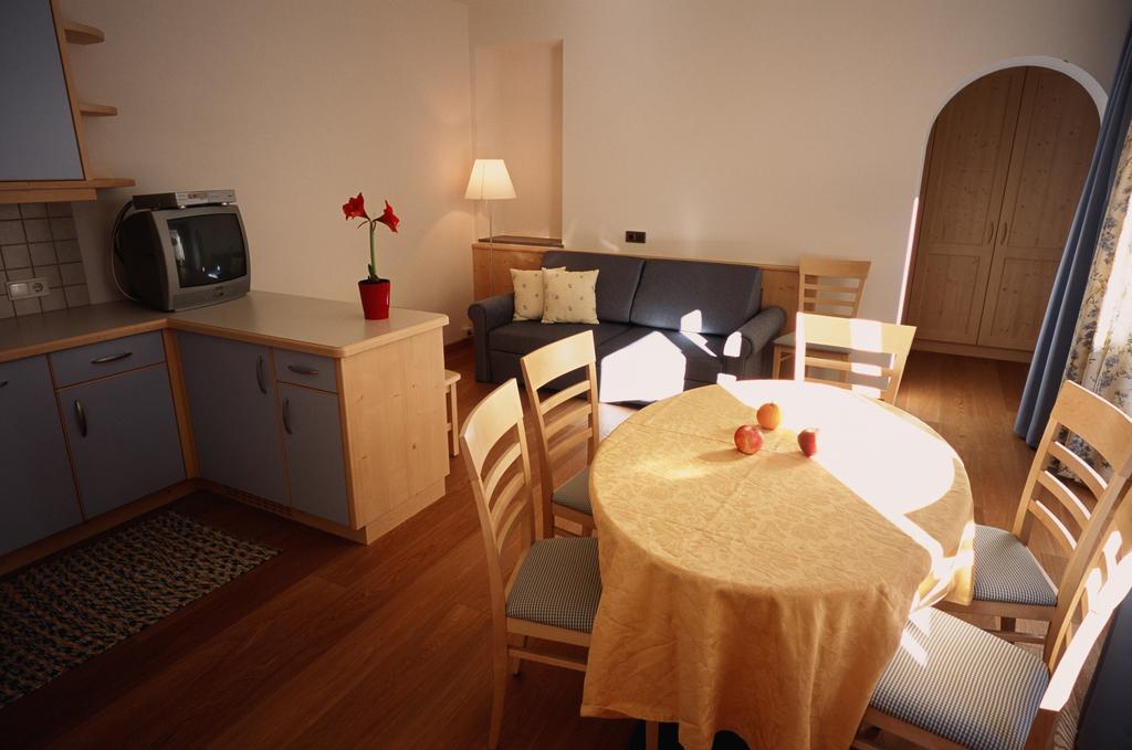 Residence Frea Selva di Val Gardena Oda fotoğraf
